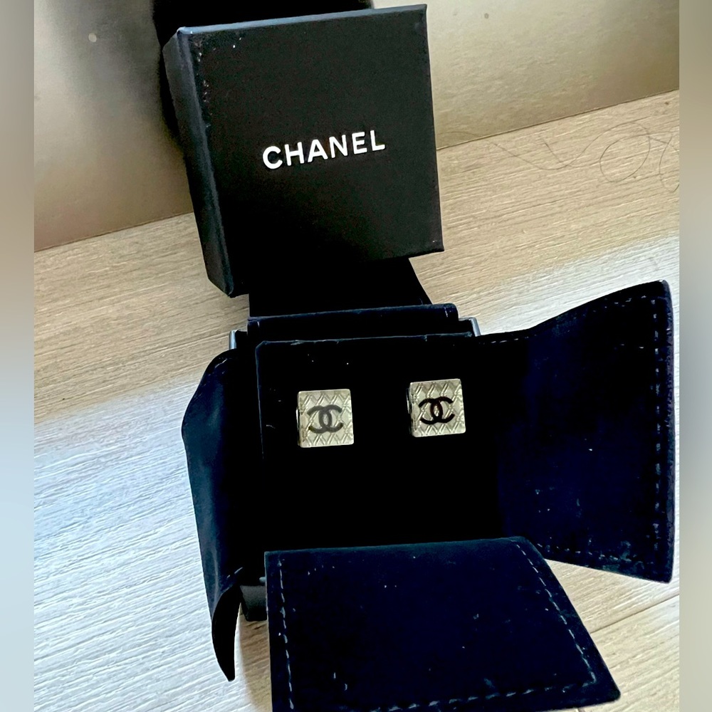 Chanel square arcylic earrings with cc logo